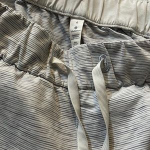 Lululemon Shorts size 4